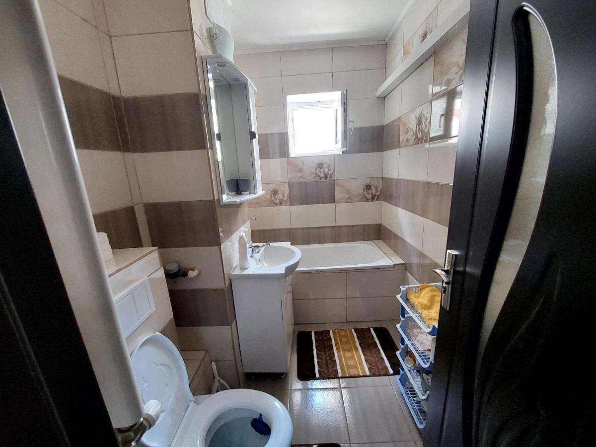 דירות Năvodari Apartament Beatrice מראה חיצוני תמונה